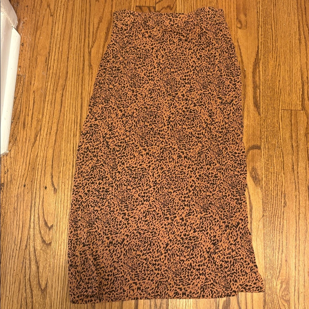 Patterned skirt - Picture 4 of 5